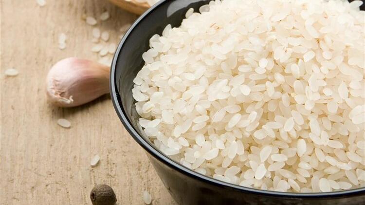 大米|发黄的大米是“毒大米”，不仅有害还致癌？吃米饭不妨牢记4点