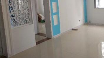 给婆婆18万，新房被装修成这样，电视墙辣眼睛，当场就翻脸了！