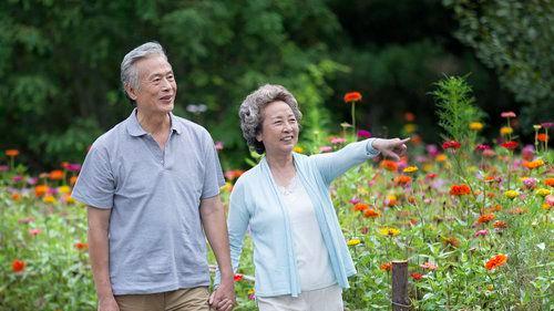 中老年人|中老年人值得一读！一个让人永葆青春的方法想要分享给你！