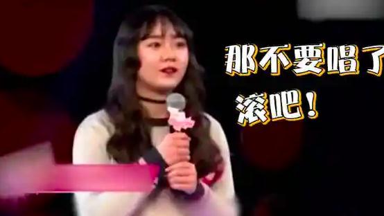 柯以敏|柯以敏丧夫四年后再婚，微笑脸也挡不住刻薄，新郎拍照一脸惆怅！