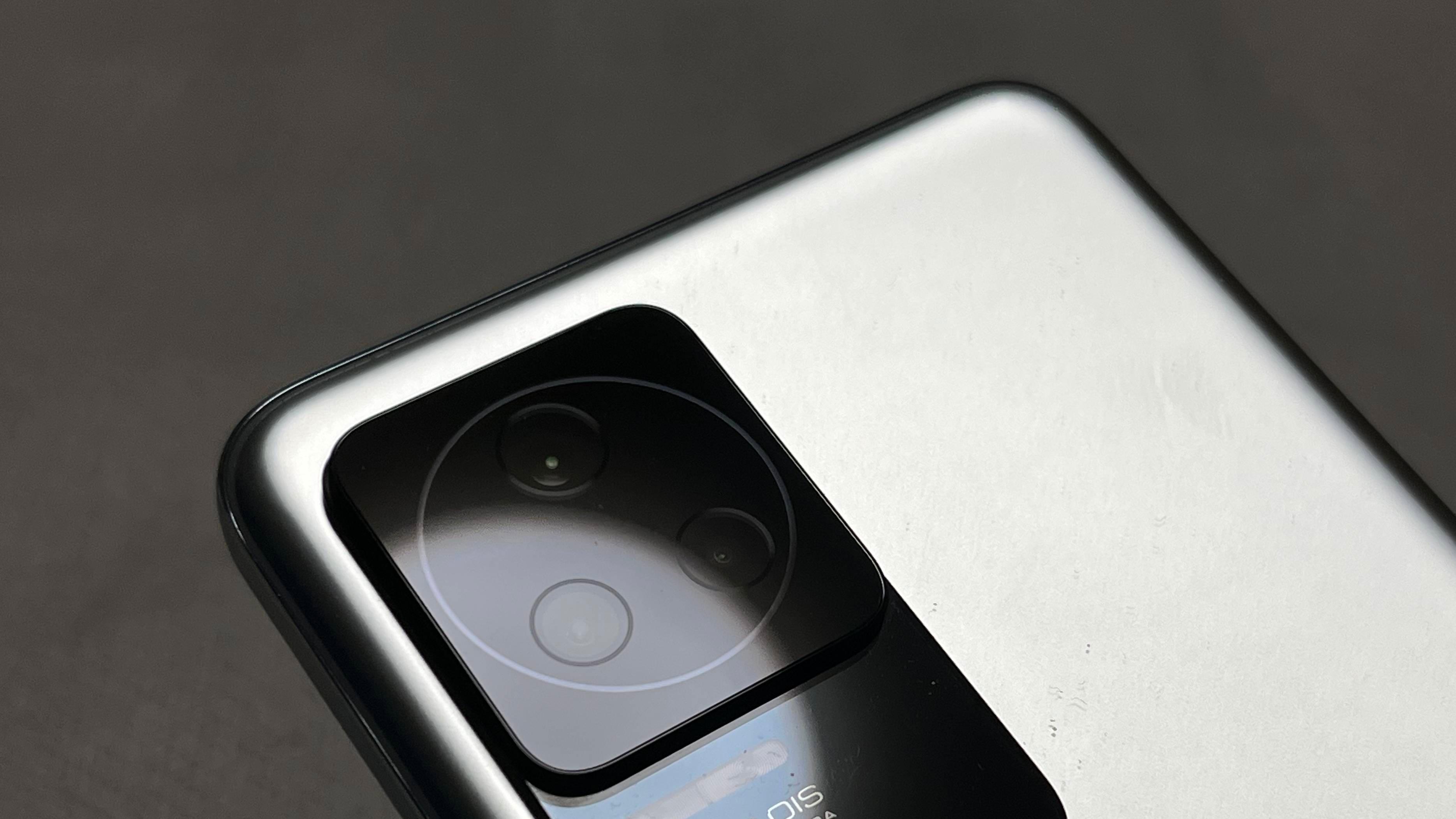 摩托罗拉|高配版本价格也很亲民！雷总这次真的很良心！天玑9000+2k屏