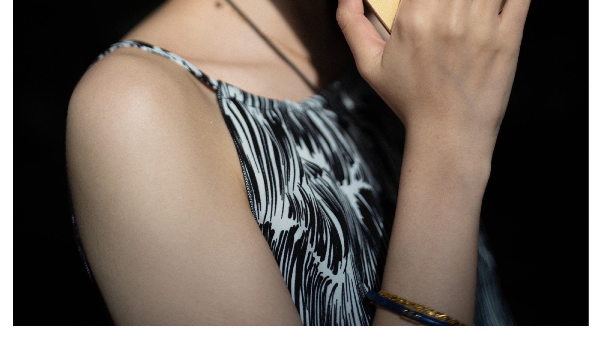 centos|一款直边硬朗，一款曲面柔和！vivo S15系列面面俱到