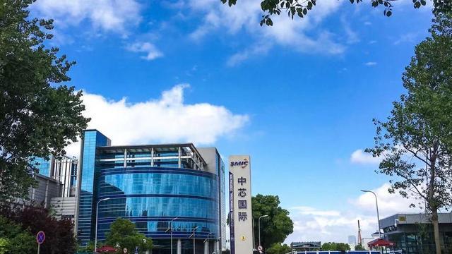 光刻机|EUV光刻机关键技术，迎来突破后，终于明白ASML为何“变脸”了！