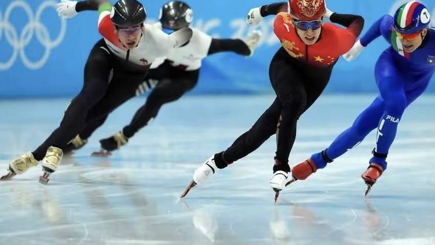 |武大靖一哥地位不保！华裔天才抢走中国2枚金牌，究竟谁更强？