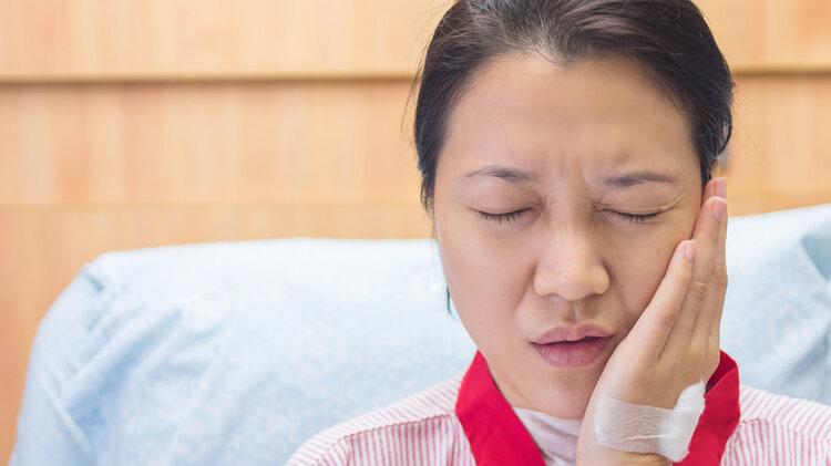 抗癌|体内有癌，嘴巴先知？口腔若出现4个异样，可能是癌症来临的信号