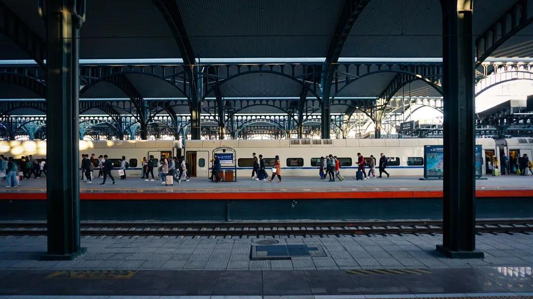 裁员|大厂裁员：时代的一粒灰落到个人身上就是一座山