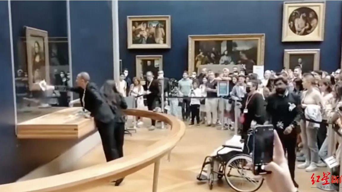 蒙娜丽莎|突发！世界名画《蒙娜丽莎》遭到观众袭击