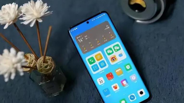 魅族|魅族19Pro颠覆传统，真全面屏来袭，小众旗舰也有春天