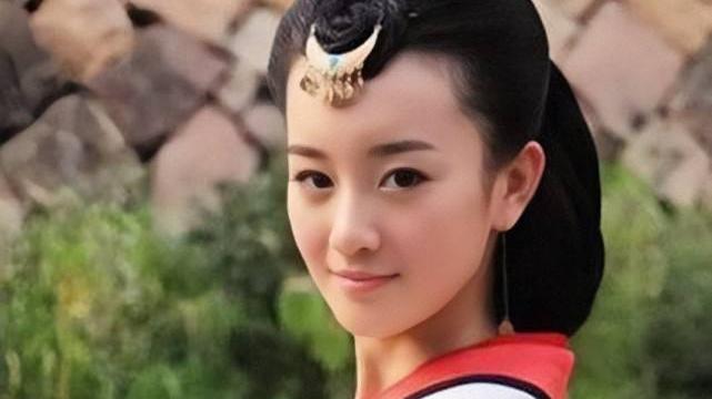 张檬|‘欺软怕硬’张檬：被曝翻白眼挑衅原配，插足军婚连夜滑跪道歉