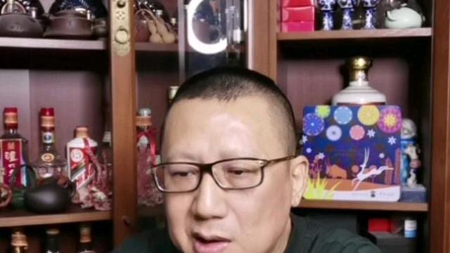 郭德纲|郭德纲说当年给汪洋打电话解释砸挂的事，他说没事，后来接到传票