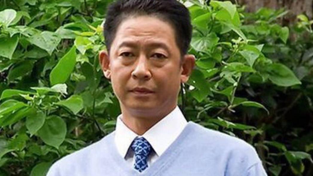 王志文|王志文儿子好帅气！俩人穿父子装长得太像，王志文老了更有魅力了