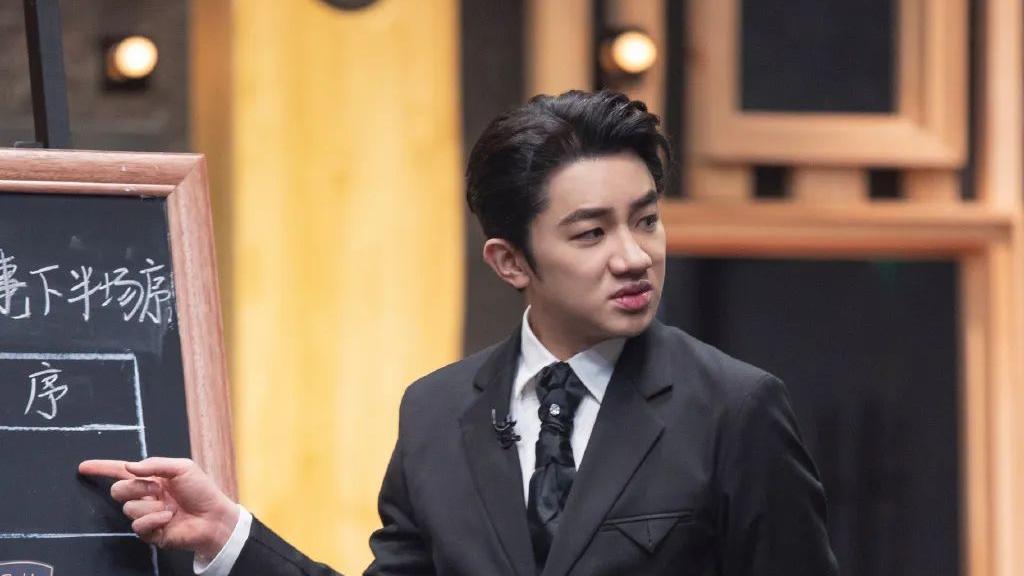 |明星八卦爆料：刘浩存碰瓷章子怡？京圈格格要结婚？蒋依依起诉冯小刚？