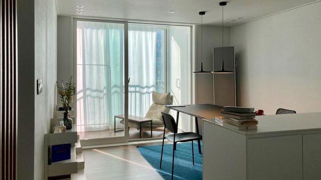 75小宅，客厅改餐厅，一边住一边添置家具，不豪装自己舒服就好