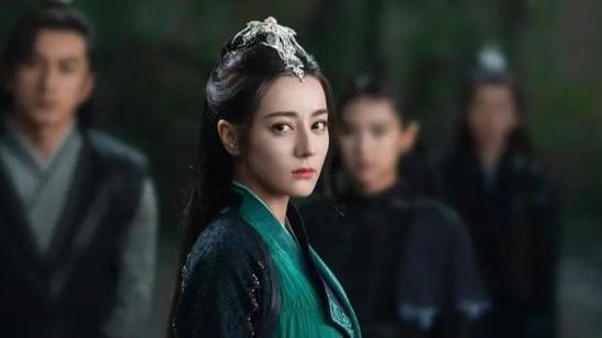 迪丽热巴|张黎导演新剧将拍，自编自导武侠剧《天涯明月刀》，迪丽热巴主演