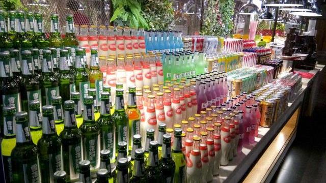 土豆|“自助餐”为何吃不回本？服务员揭露：都是套路，老板都不会担心