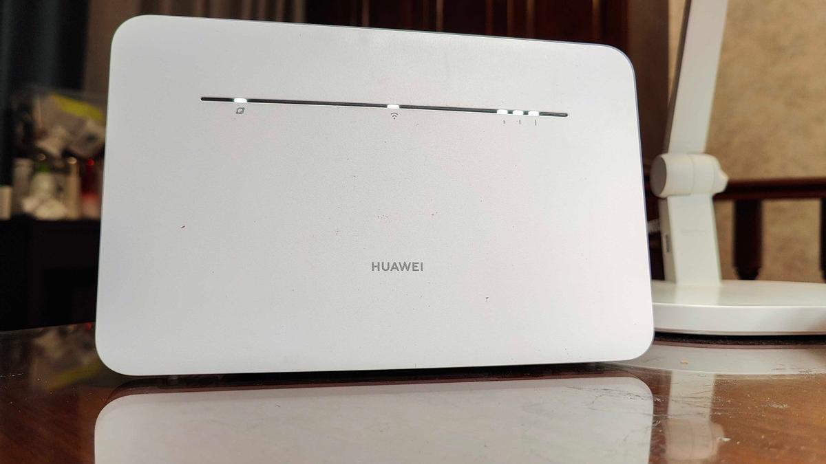 |华为移动路由Pro，一款可以充当家用的便携路由器