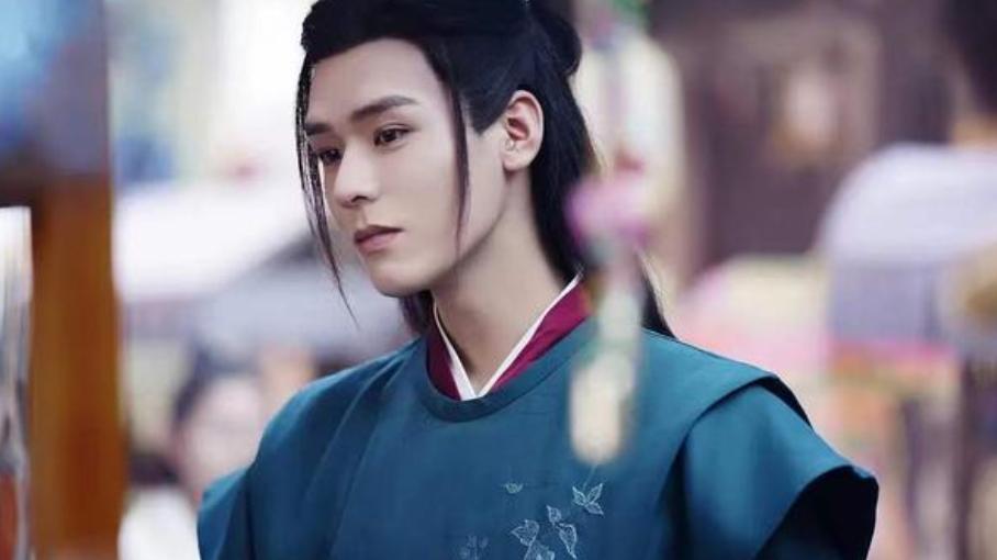 王子文|龚俊录制《你好星期六》，“百灵鸟”要开嗓唱歌？网友：不必了