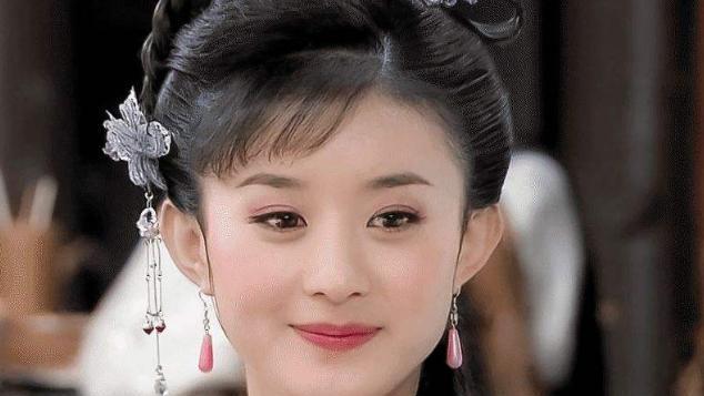 赵丽颖|冯绍峰被拍带娃，赵丽颖赚钱拍戏，作为母亲她失职吗？