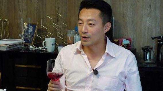 汪小菲|汪小菲大S继续抓马互撕，一人被爆婚内出轨多人，一人被爆吃禁药