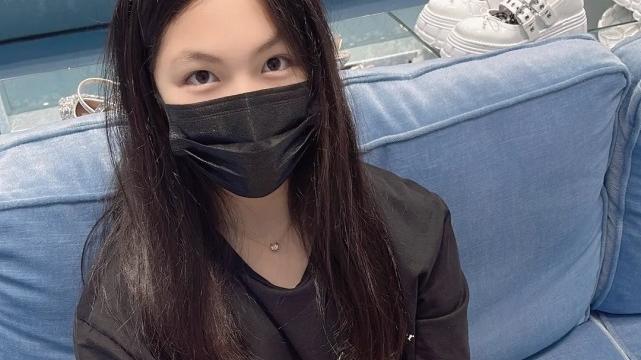 王诗龄|复合了？李湘王岳伦父亲节默契晒女儿打高尔夫，王诗龄瘦出女神范