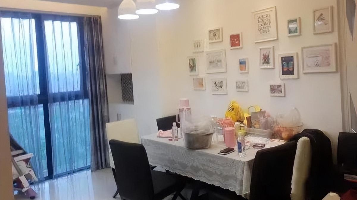 新房入住才三个月就感觉好像住了三年似的，不该放的东西都想扔了