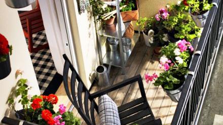 大家别再往阳台上挂衣服了！学学别人家的阳台设计，难道不香吗？