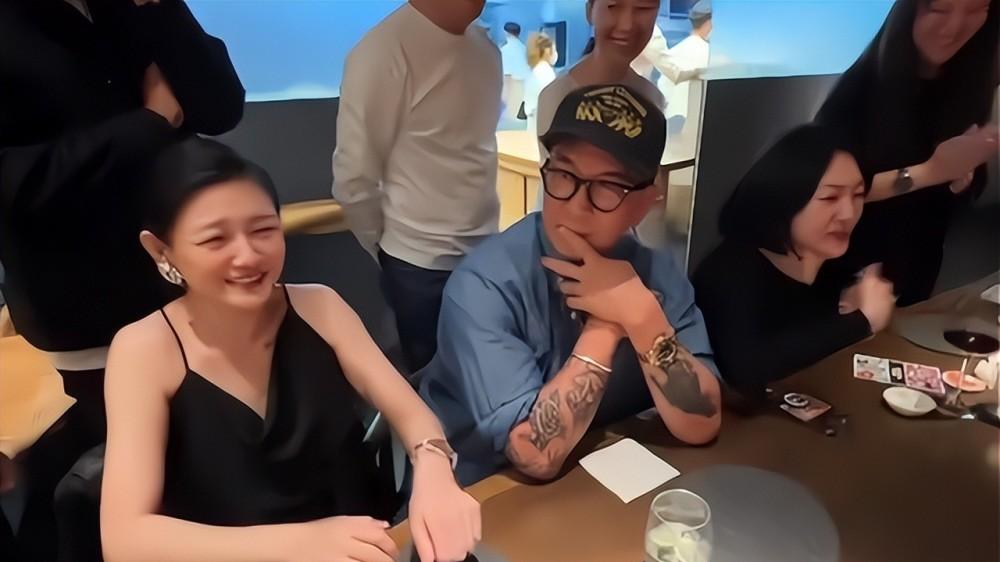 聚会|具俊晔晒出与周董的聚会，表示这是个完美的夜晚，玩得很开心