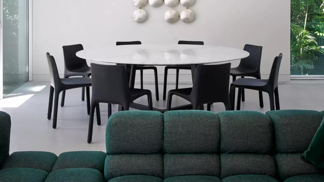 精致细节陈设，展现简洁别墅的美