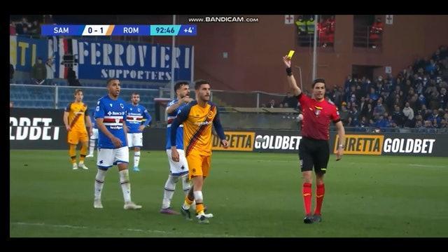 穆里尼奥|罗马队长拖延时间领黄被指洗牌，外国球迷嘲讽：深得穆里尼奥真传
