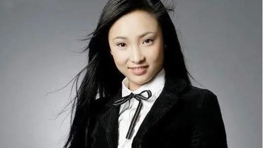 邱泽|色字头上一把刀！被丈夫3刀索命的白静，她的结局早已注定