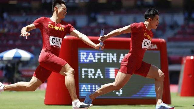 |苏炳添第11，国际田联最新百米排名，谢震业200米排第19
