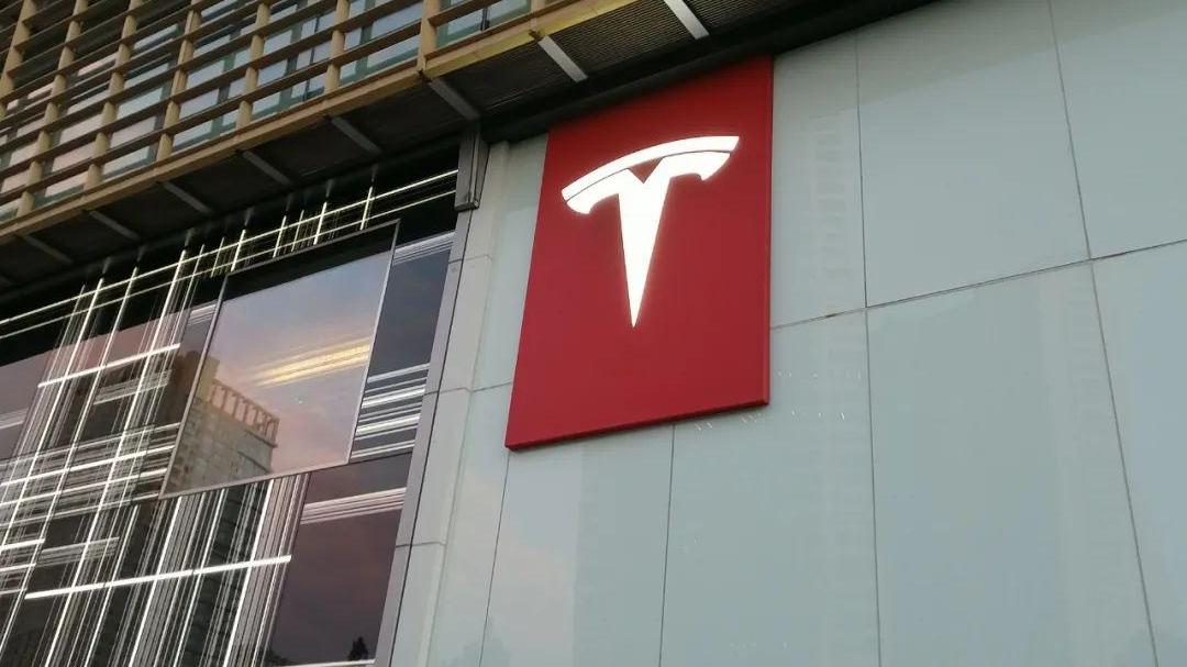 特斯拉|马斯克买矿，特斯拉争夺“白色石油”