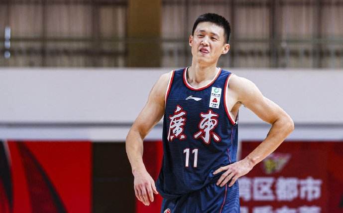 琼斯|2米06！臂展2米10！狂砍38+11，助广东横扫天津！杜锋真离不开他