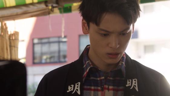 德凯奥特曼|《德凯奥特曼》第一话口碑爆炸，与特利迦相比，德凯赢在哪里？