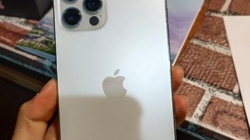 |选择千元机年年换，还是几千元的手机几年换？怎么抉择