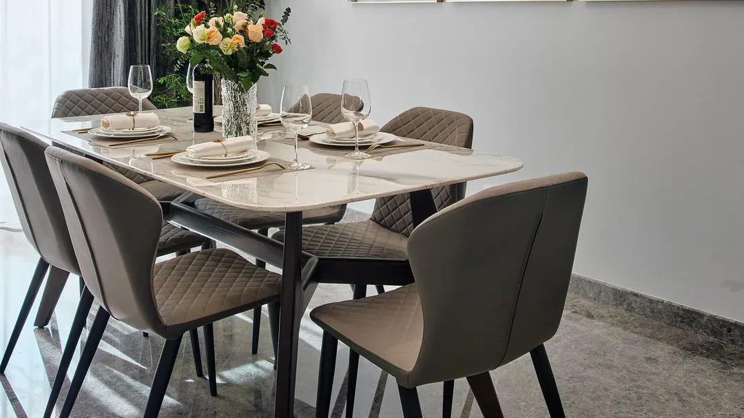 143㎡现代风排屋，灰色外壳下的精致与舒适