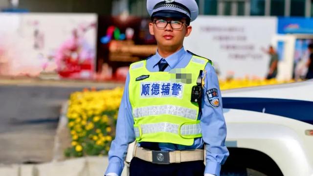 招聘|大专生迎来好消息，公安局招聘降低“门槛”，是专科生的机会