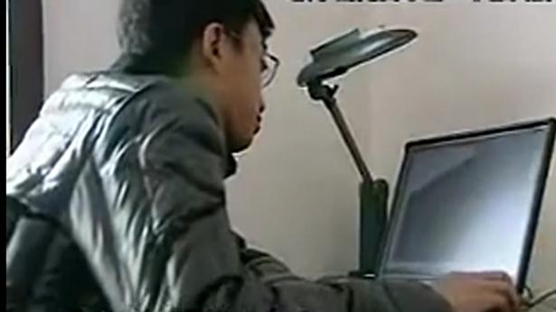 5岁女孩白血病去世，舅舅装修房间时，意外发现凶手竟是她的妈妈