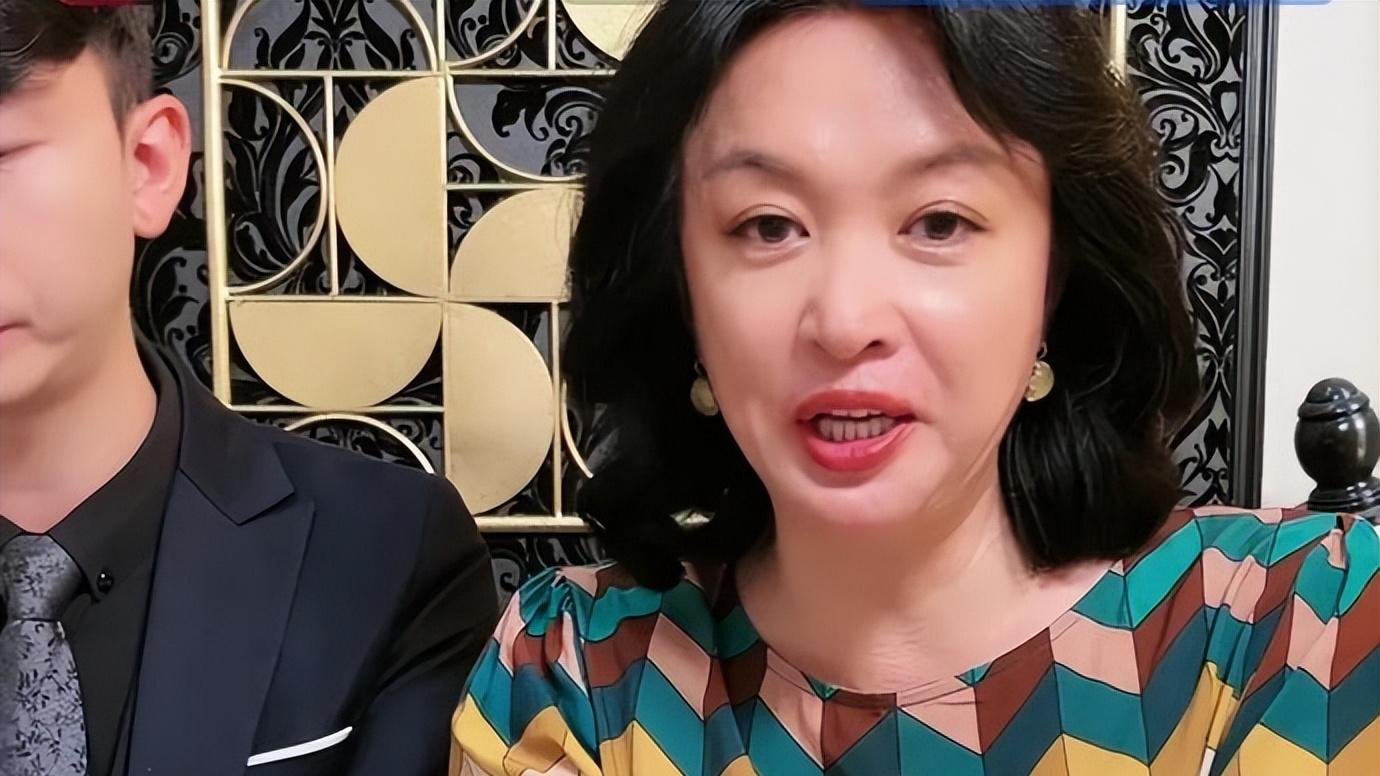 金星|金星带货被嘲讽自降身价，直言综艺节目没人用我，得给助理开工资