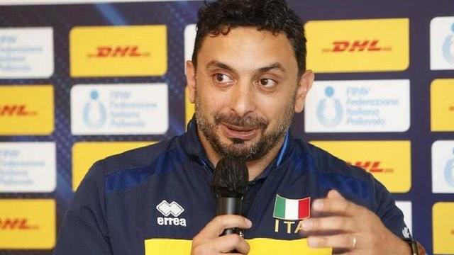 拒绝6连败! 中国女排有压力, 马赞蒂说出球队优势, 找到制胜法宝