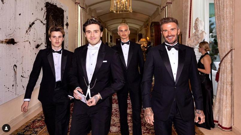 维多利亚·贝克汉姆|长子婚礼上与贝克汉姆帅气出镜，贝嫂上线跟儿媳互动，婚礼众生相曝光