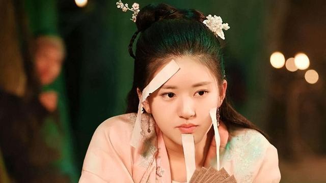 赵露思|赵露思将合作降咖男主？新剧挑战细腻角色，剧情撞款钟汉良作品