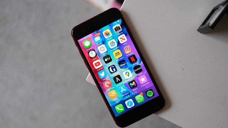 iPhoneSE|iPhone SE3最早于2023年发布，搭载5.7英寸刘海屏，惊不惊喜？