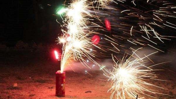 唯品会|天猫京东唯品会宣布“春节不打烊”，一场服务上的赛跑开始了