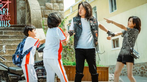 童瑶|导演怕请不到童瑶万茜来客串《天才》, 雷佳音一个电话分分钟搞定