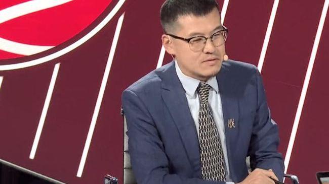 湖人队|杨毅：詹姆斯的湖人已经沦为NBA的笑柄，我早就预测到他们的战绩