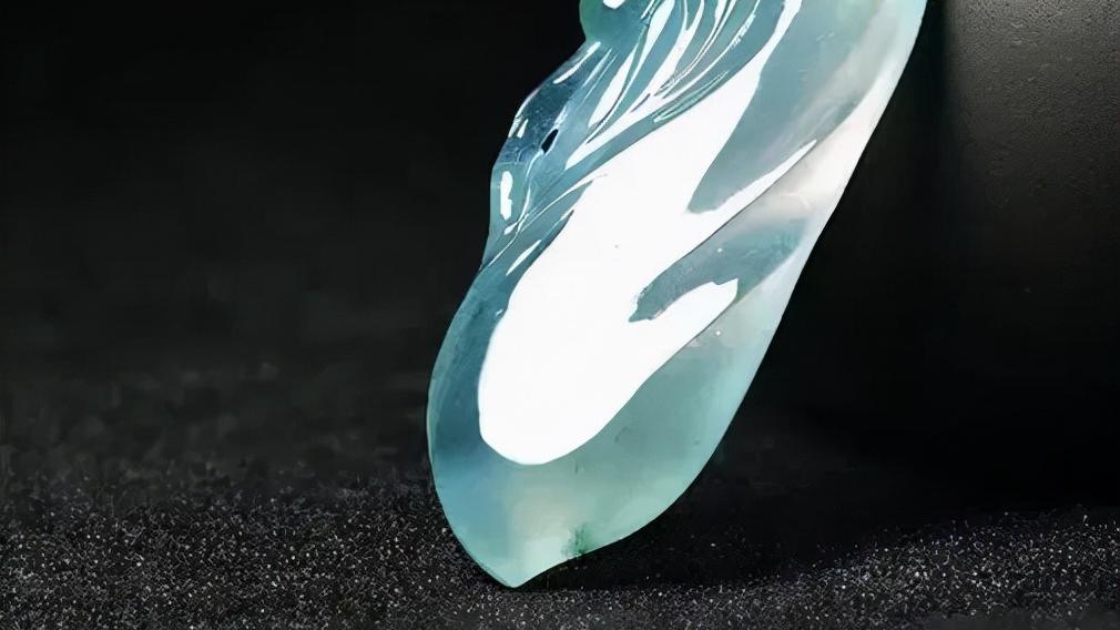 翡翠|什么才是翡翠的蓝水？