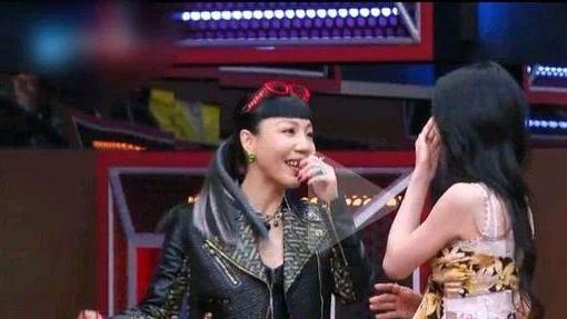 张碧晨|开撕5年后，吴莫愁张碧晨组乐队，所以她们和解了吗？