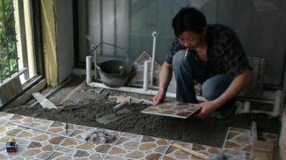 装修买瓷砖一定要越大越好，我家被坑惨了，含泪经验分享！