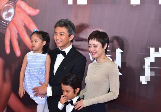 邓超|有一种星二代叫邓超儿子，不像爸也不像妈，却被称为“日系小美男”